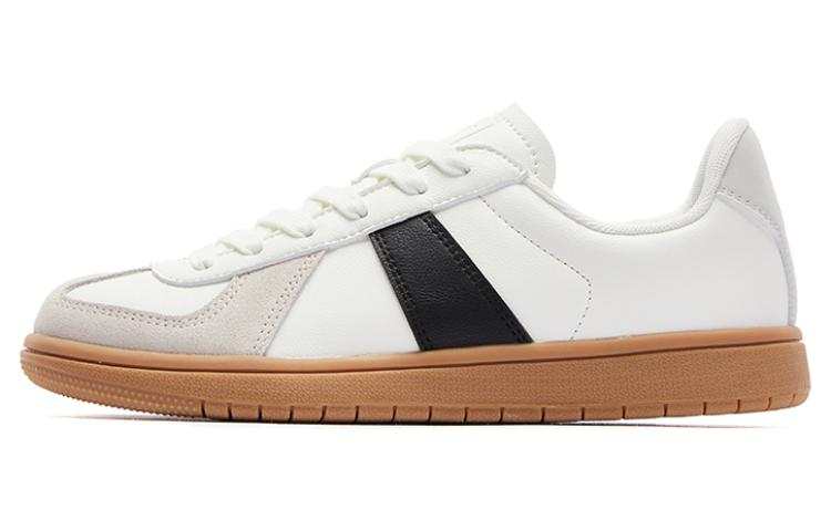 QIAODAN Slip Resistant, Abrasion Resistant, Lightweight Low top Skateboard Shoes Women's White Black