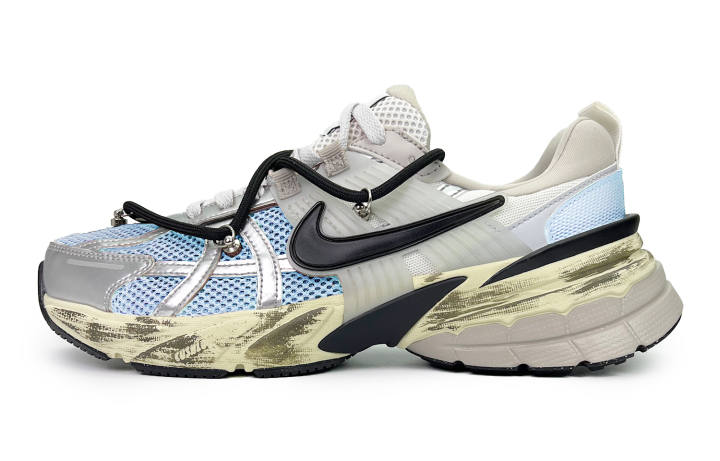 Nike Nike V2K Run Low top Running Shoes Unisex Blue Silver