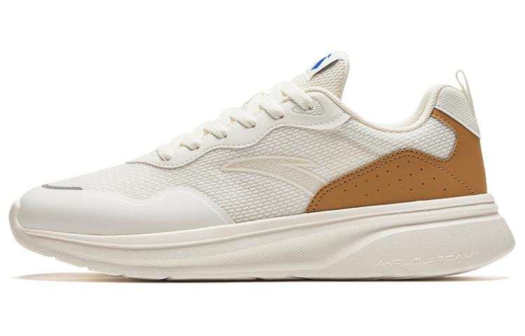 Anta Cushioning, Wear Resistant Low top Chunky Sneakers Men's White Brown