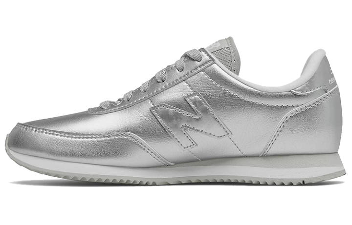 New Balance New Balance 720 Shoes Silver Women's
