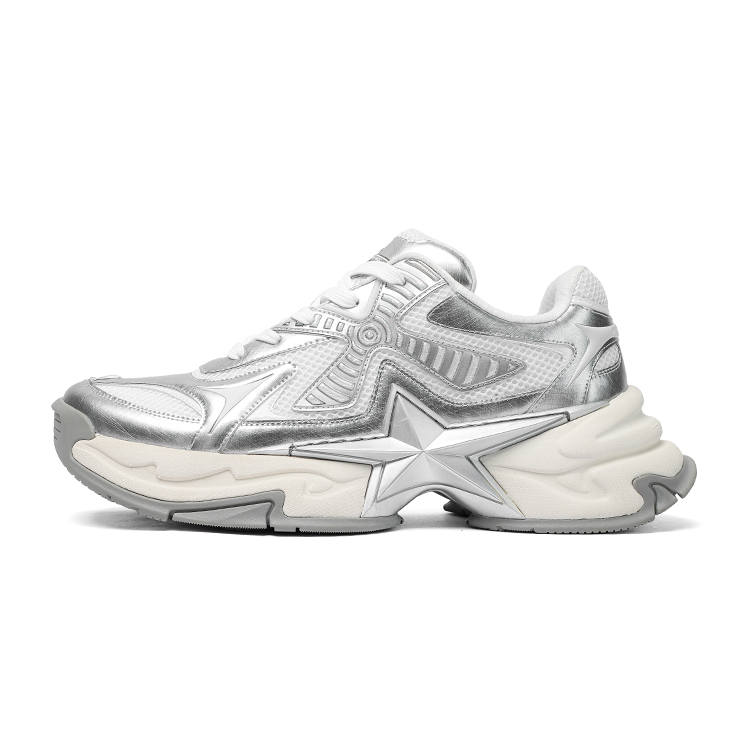 PENTAGONAL HEART PENTAGONAL HEART Coverage Height Increasing Coverage Height Increasing Low top Chunky Sneakers Unisex Silver