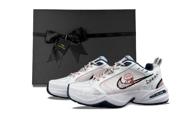 Nike Nike Air Monarch 4 Low top Chunky Sneakers Unisex Pink White