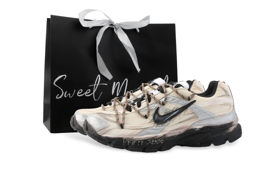 Nike Nike Initiator Low top Running Shoes Unisex Black Beige