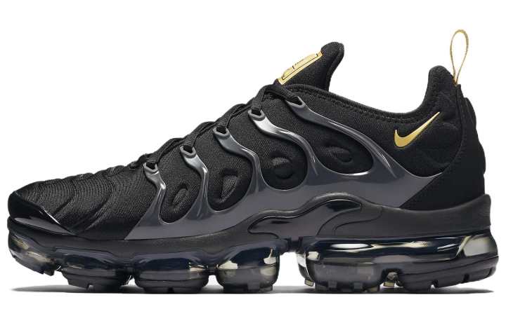 Nike Nike Air VaporMax Plus Black Metallic Gold Anthracite