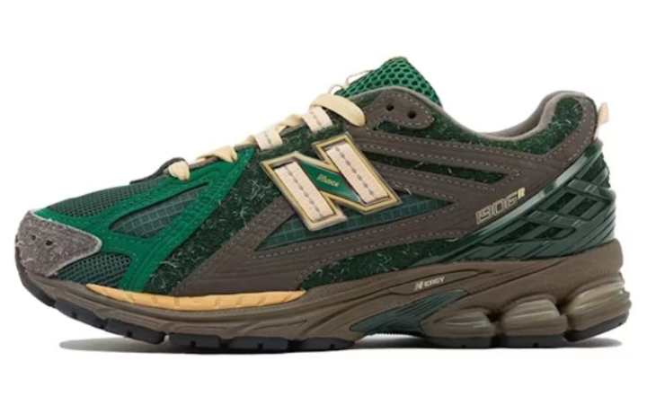 New Balance 1906 New BalanceR 'Diamond District Pack - Green' size? Exclusive