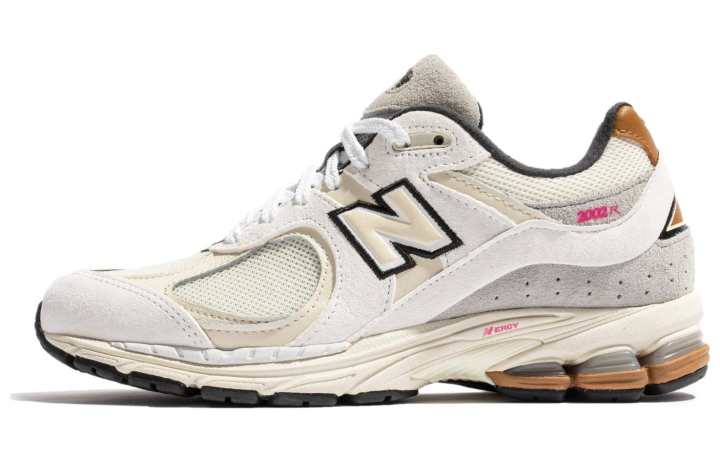 New Balance 2002R New Balance 'Warm Alpaca'
