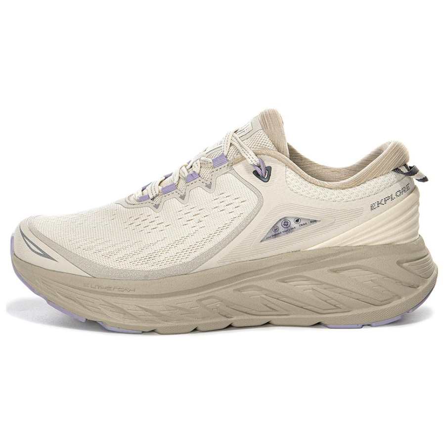 Erke Abrasion Resistant Low top Trail Running Shoes Women's Beige