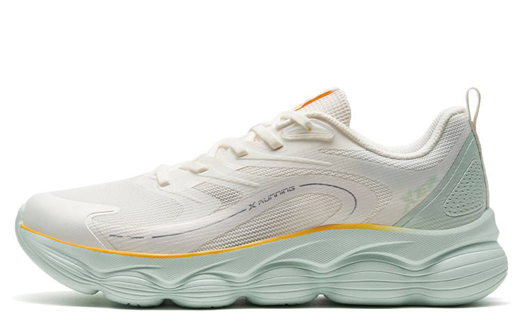 XTEP Tigger Shoes Comfortable Cushioning Breathable Low top Running Shoes Men's Sail White/Sea Foam Green