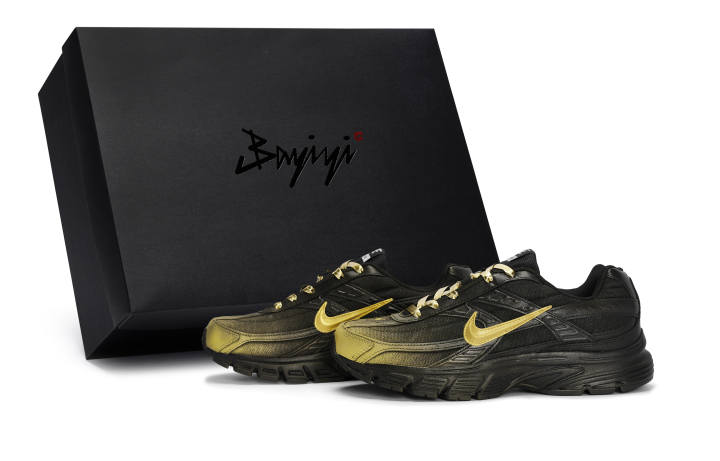 Nike Nike Initiator Low top Running Shoes Men's Black Gold