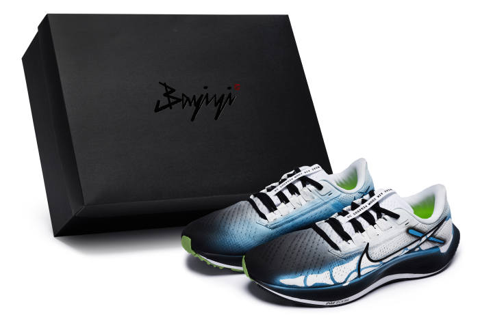 Nike Nike Pegasus 38 Waterproof Low top Running Shoes Men's Black White Blue