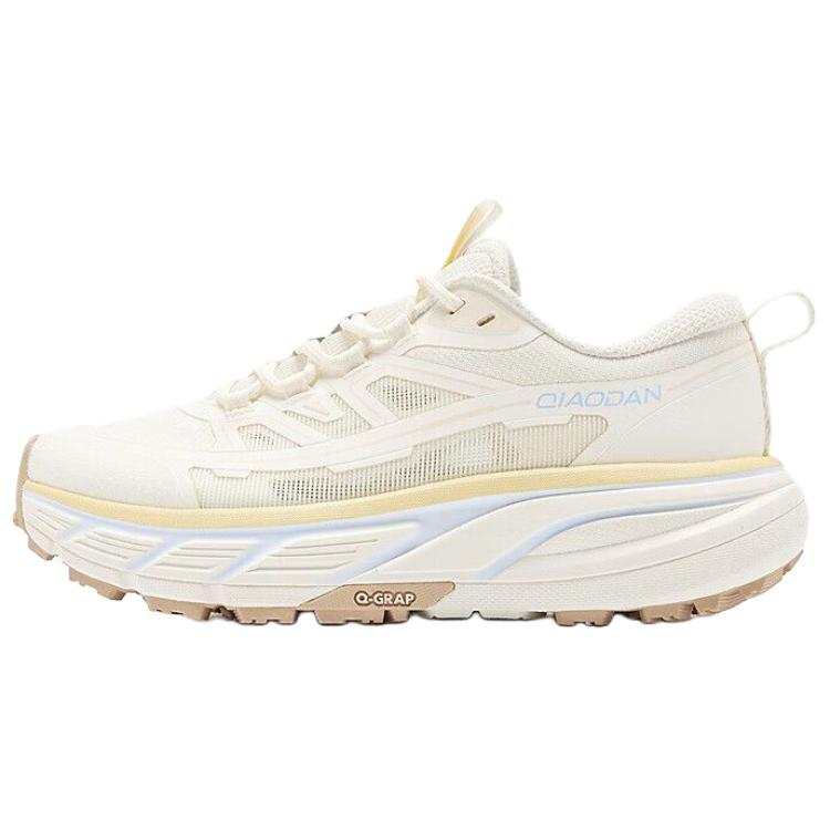 QIAODAN Lightweight And Breathable Low top Casual Running Shoes Women's Beige