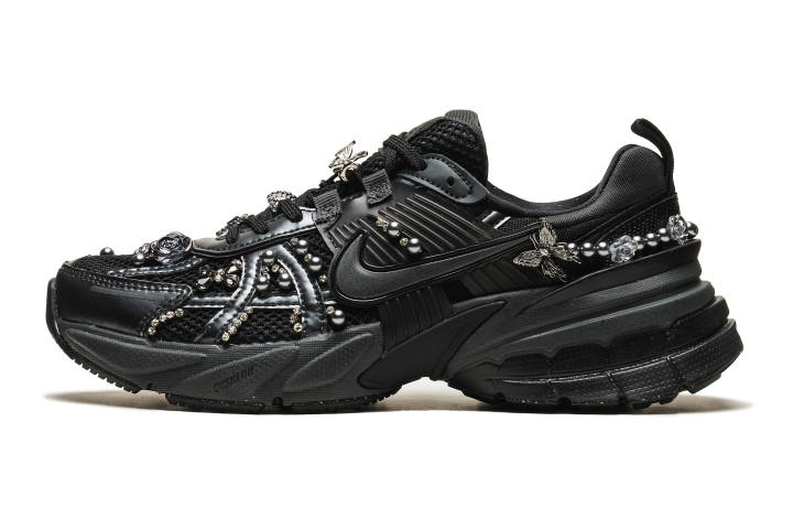 Nike Nike V2K Run Low top Running Shoes Women's Black