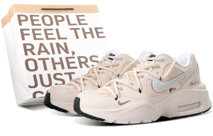 Nike Nike Air Max Fusion Fabric Slip Resistant, Abrasion Resistant, Lightweight