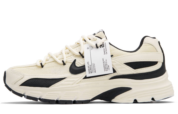 Nike Nike Initiator Low top Running Shoes Men's Beige