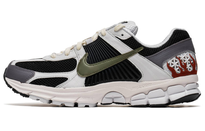Nike Nike Zoom Vomero 5 Low top Running Shoes Unisex Olive Green