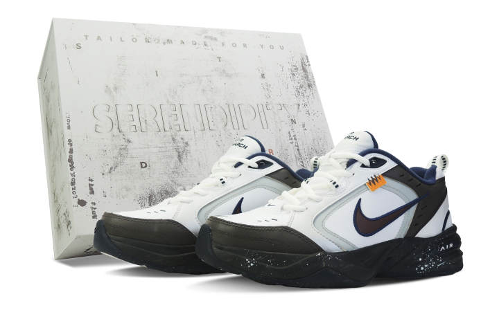 Nike Nike Air Monarch 4 Low top Chunky Sneakers Unisex Black White