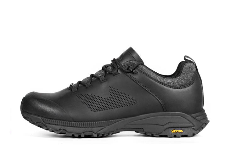FFREE SOLDIER Abrasion Resistant Breathable Low top Outdoor Shoes Men's Black