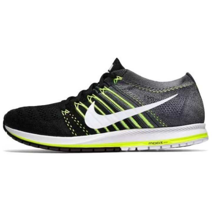 Nike Nike Flyknit Streak Black Volt