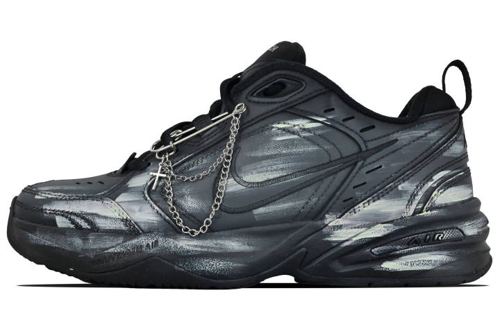 Nike Nike Air Monarch 4 Chunky Sneakers Unisex Low Top Black Silver