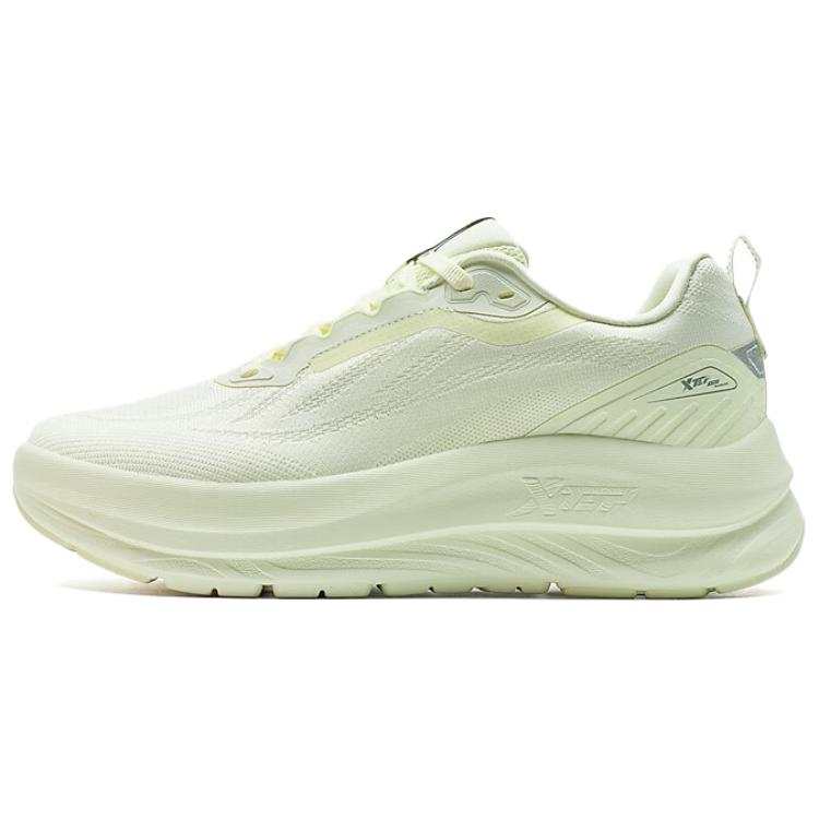 XTEP Slip Resistant Abrasion Resistant Cushioning Low top Casual Running Shoes Women's Yellow Green