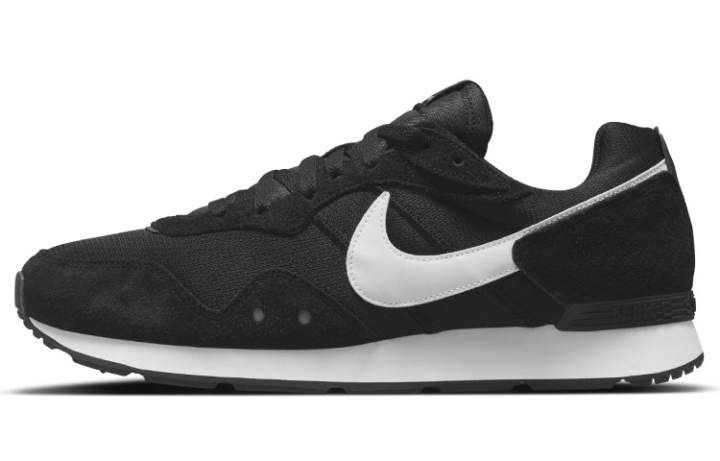 Nike Nike Venture Runner Wide 'Black White'