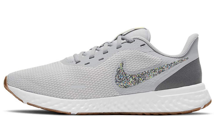 Nike Nike Revolution 5 Premium Wolf Grey
