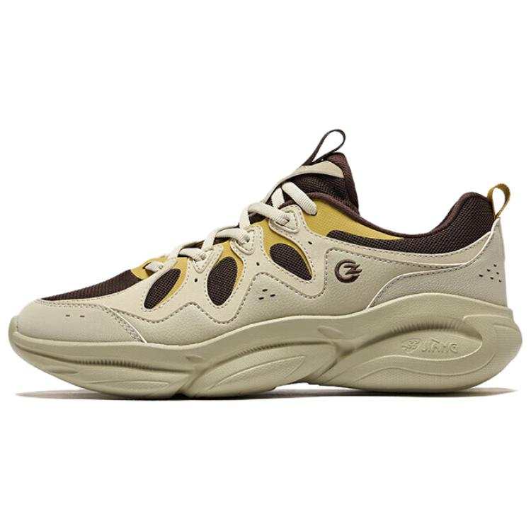 Erke Chasing light Cushioning Slip Resistant Coverage Low top Chunky Sneakers Men's Beige Brown