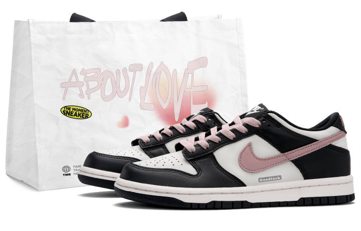 Nike Nike Dunk Berry Milk Tea Slip Resistant Low top Skateboard Shoes Women's Black White Pink
