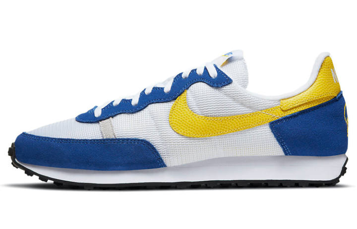 Nike Nike Challenger Peace Love & Basketball