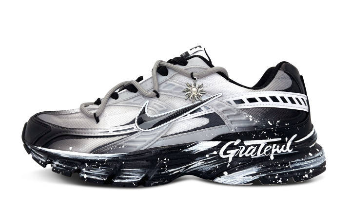 Nike Nike Initiator Abrasion Resistant Breathable Moisture Wicking Low top Running Shoes Men's Black White Silver