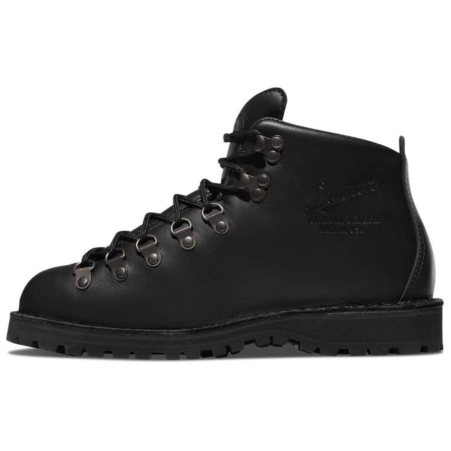 Danner Mountain Light Abrasion Resistant Slip Resistant Short Outdoor Boots Women's Black