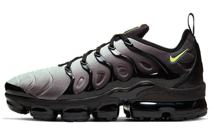 Nike Nike Air VaporMax Plus Neon