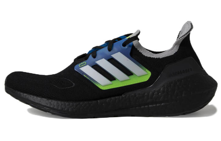 Adidas Adidas Ultra Boost 22 Cozy Breathable Black