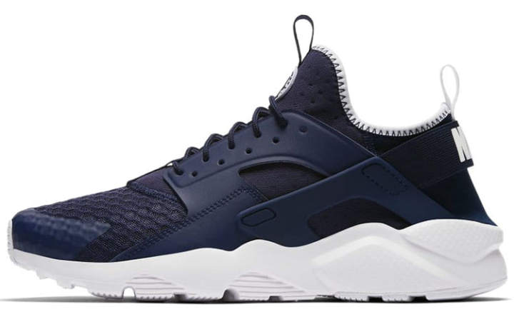 Nike Nike Air Huarache Run Fabric Cushioning Slip Resistant Coverage Balance Cushioning Slip Resistant Coverage Balance