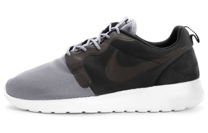 Nike Nike Rosherun Hyp Slip Resistant, Abrasion Resistant, Lightweight Low top Running Shoes Men's Black Gray