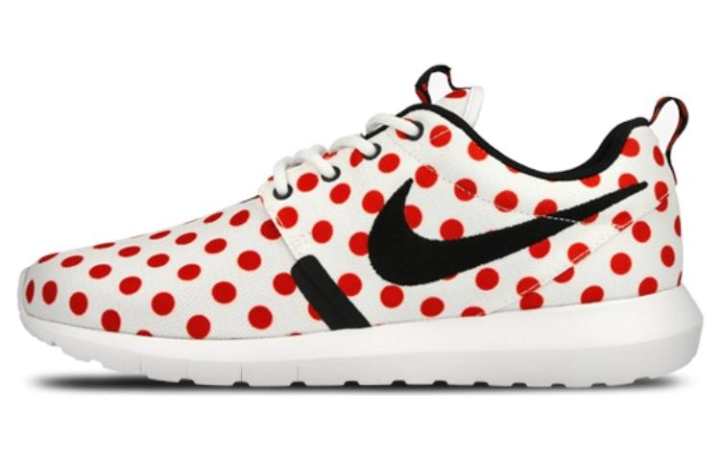 Nike Nike Roshe Run Slip Resistant Lightweight Non slip Lightweight Low top Running Shoes Men's White Red
