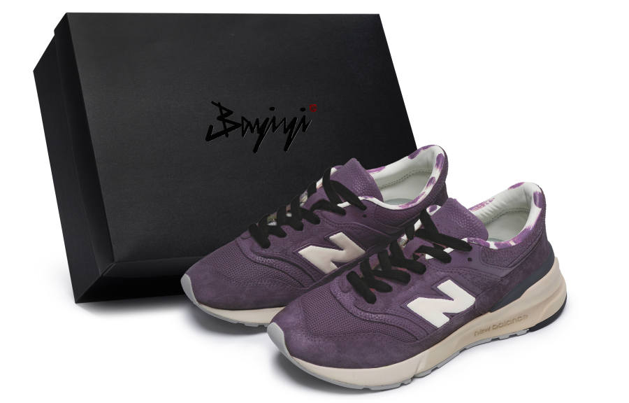 New Balance New Balance NB 997R Slip Resistant Low top Running Shoes Unisex Purple White