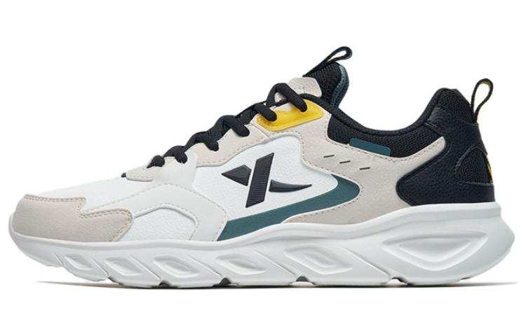 XTEP Cushioning Slip Resistant Abrasion Resistant Low top Running Shoes Men's White Black