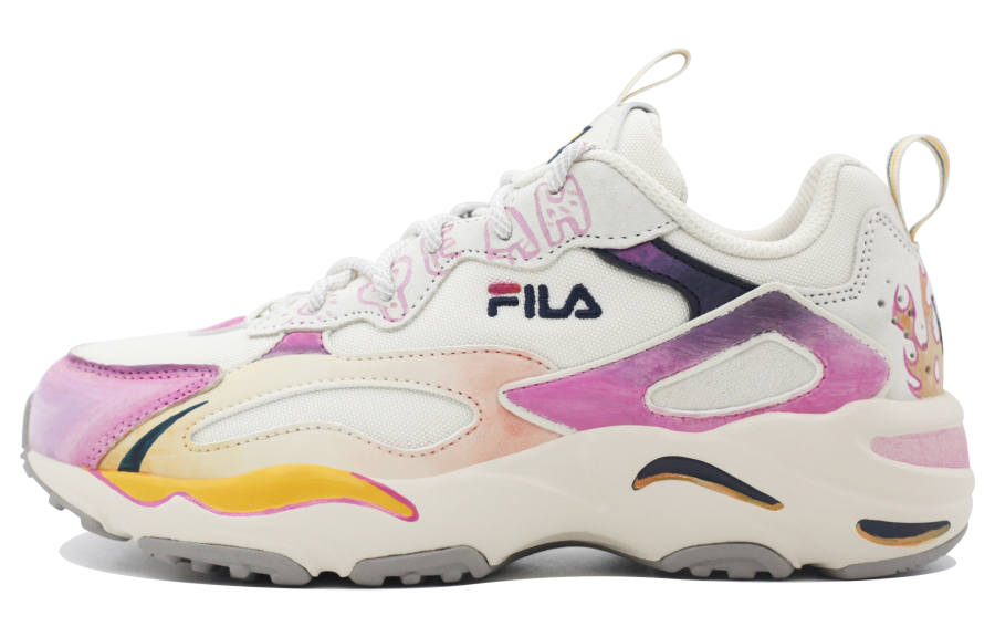 FILA Tracer Fabric Slip Resistant And Breathable Low top Chunky Sneakers Unisex Beige