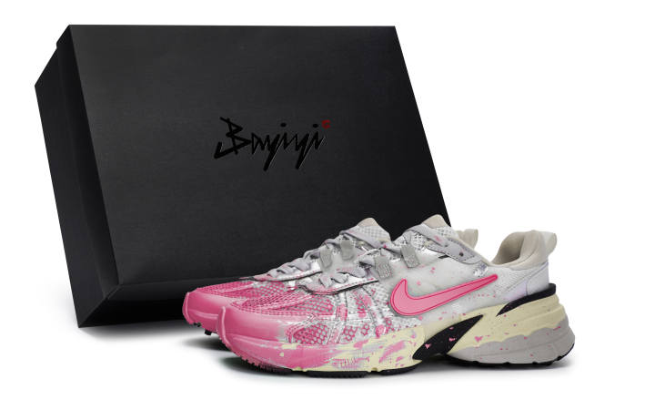 Nike Nike V2K Run Slip Resistant Abrasion Resistant Low top Running Shoes Women's Silver Fuchsia