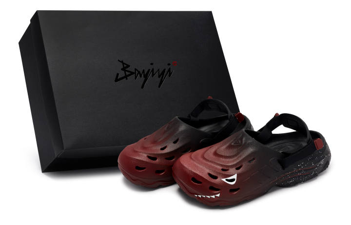Adidas Adidas MAXXCLOG 811 Manufacturing, Dazed Shark, Special Shoe Box Clogs Unisex Black White Red
