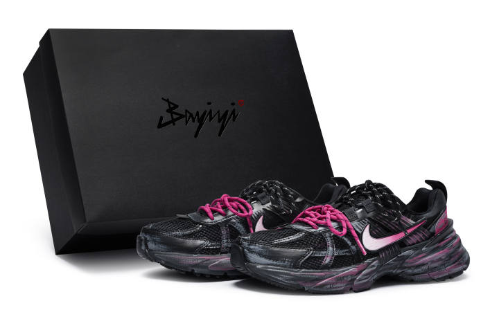 Nike Nike V2K Run Slip Resistant Abrasion Resistant Low top Running Shoes Unisex Black Pink
