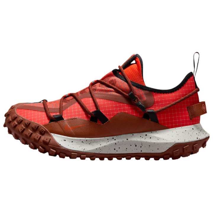 Nike Nike Acg Mountain Fly Low Gore Tex Se Cinnamon Picante Red