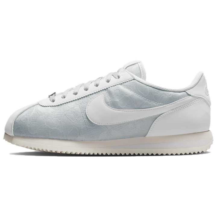Nike Nike Cortez Low top Casual Running Shoes Women's Gray