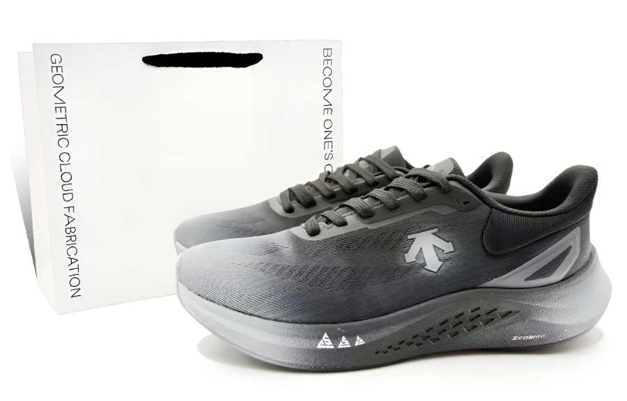 DESCENTE RUNNING Cushioning Abrasion Resistant Lightweight Low top Running Shoes Unisex Black Gray