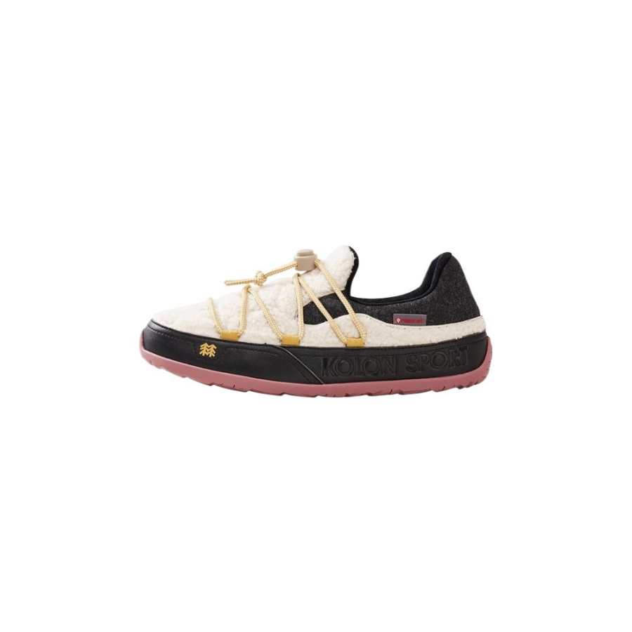 KOLON SPORT Slip Resistant Slip Resistant Low top Outdoor Shoes Women's Ivory