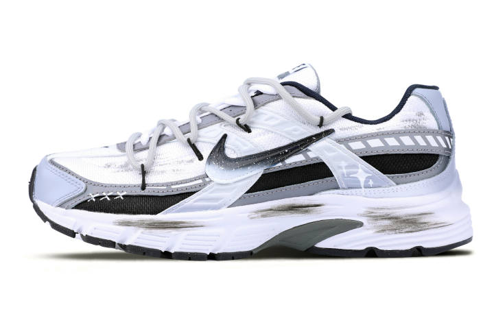 Nike Nike Initiator Low top Running Shoes Men's White