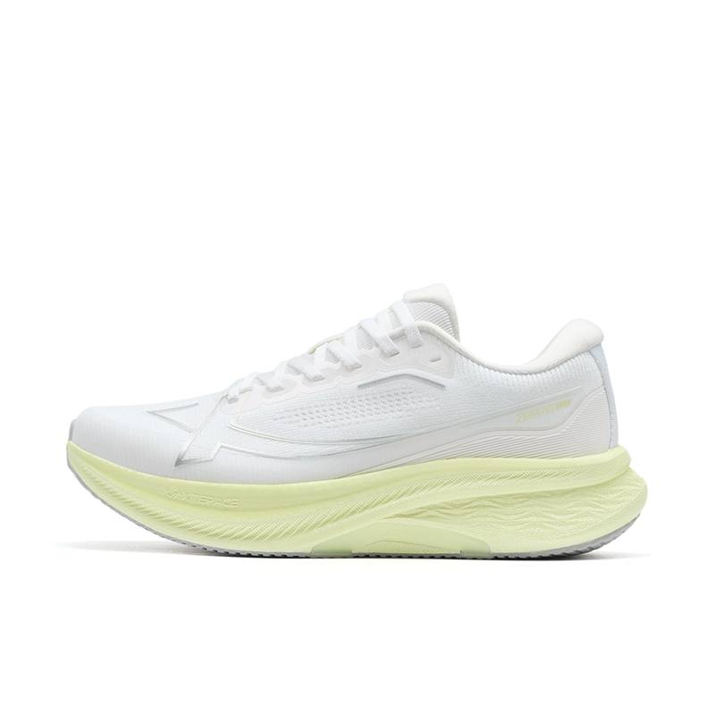 XTEP 2000km PLUS Cushioning Slip Resistant Abrasion Resistant Low top Training Sprint Running Shoes Women's