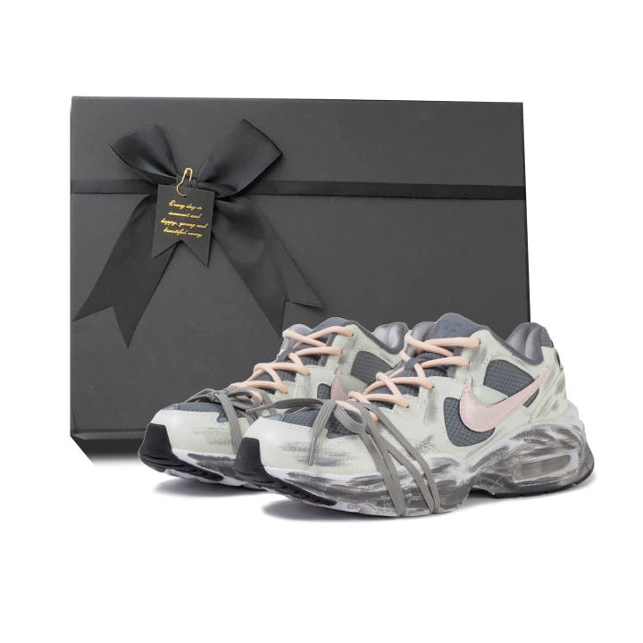 Nike Nike Air Max Fusion Running Shoes Women's Low Top Gray, Pink