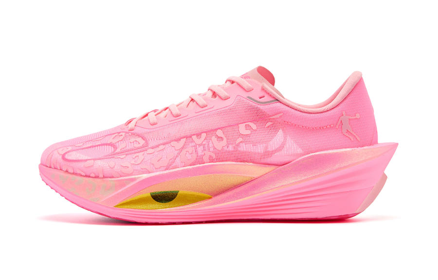 QIAODAN Flying Shadow PB5.0 Running Shoes Women's Low Top Bright Soft Pink